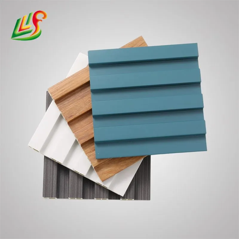 Painéil Balla PVC Ilchodacha Plaisteacha WPC